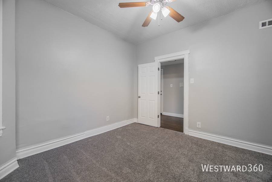Apartment for rent at 5610 S Michigan Ave #3N, Chicago, IL 60637