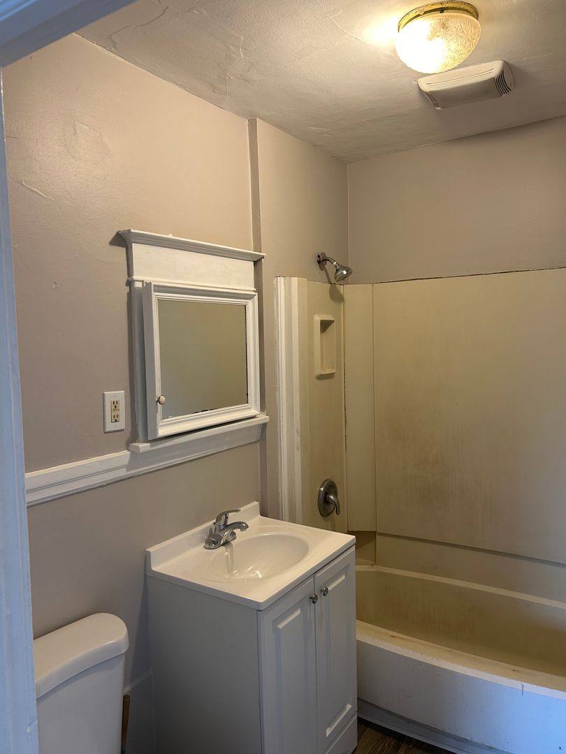 House for rent at 3729 2nd Ave S, Minneapolis, MN 55409