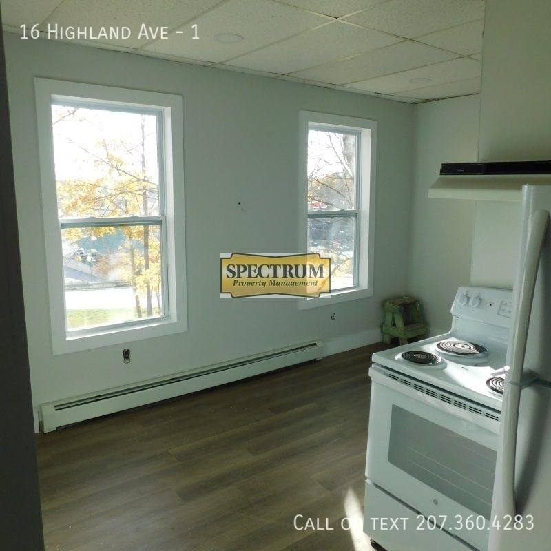 Apartment for rent at 16 Highland Ave #1, Gardiner, ME 04345