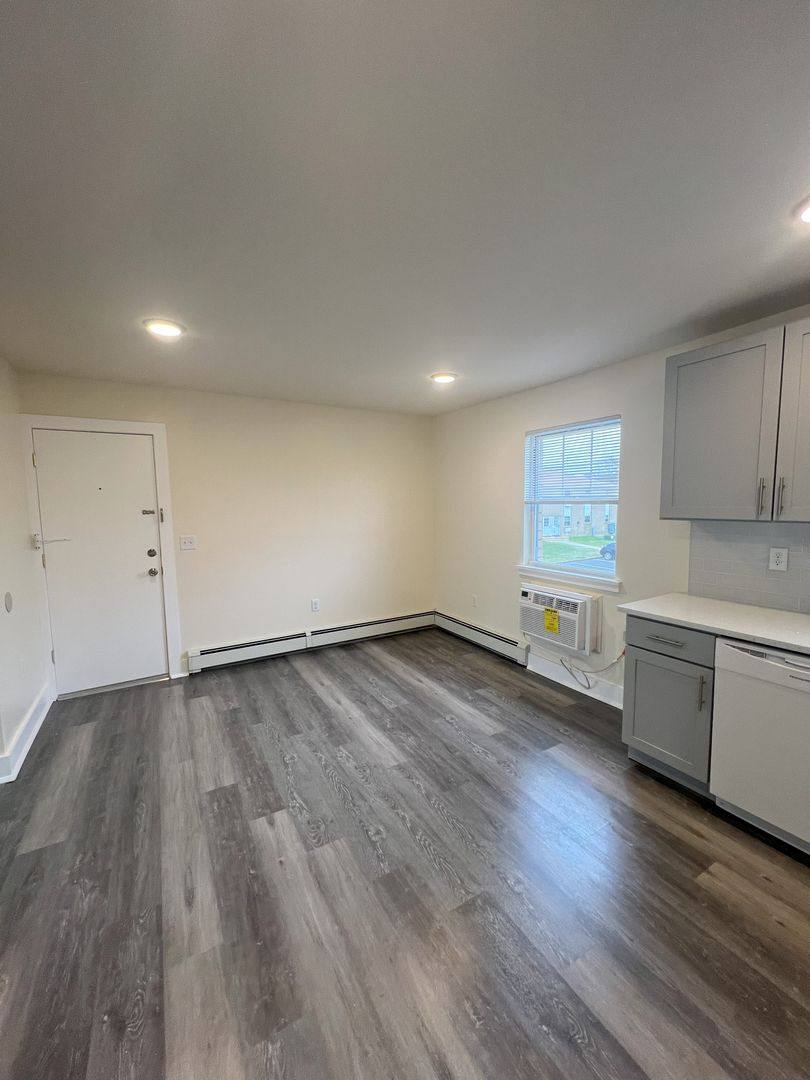 Apartment for rent at 33 Willow Dr, Asbury Park, NJ 07712