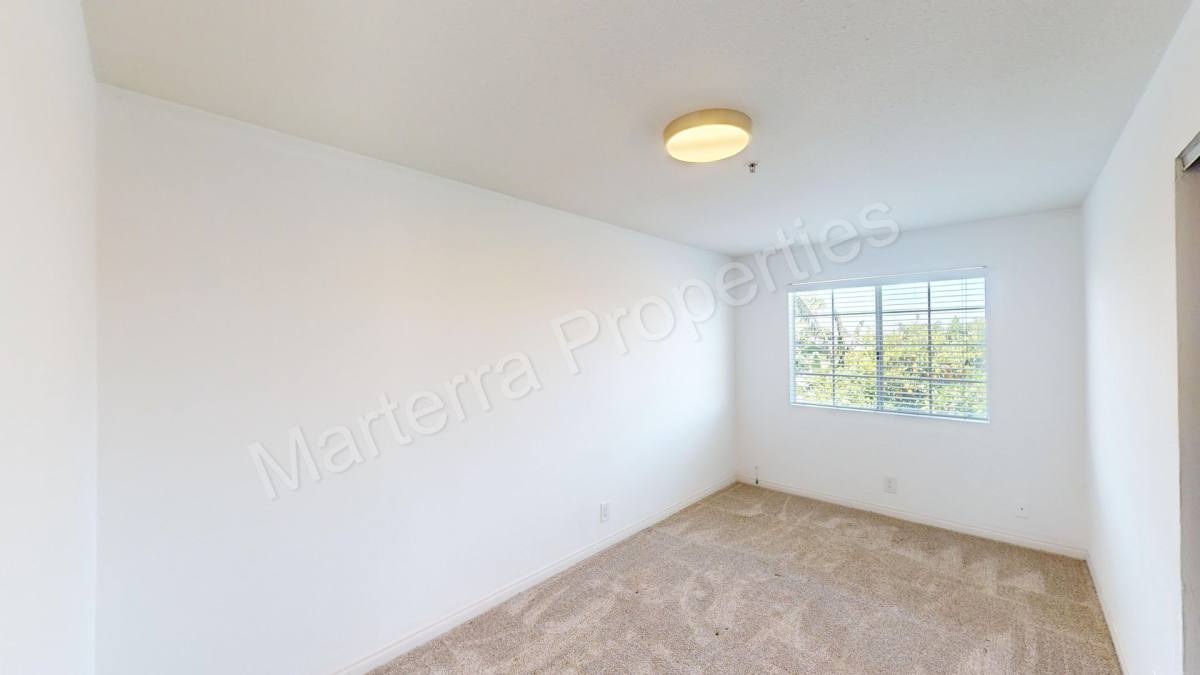 Apartment for rent at 7581 Warner Ave, Huntington Beach, CA 92647