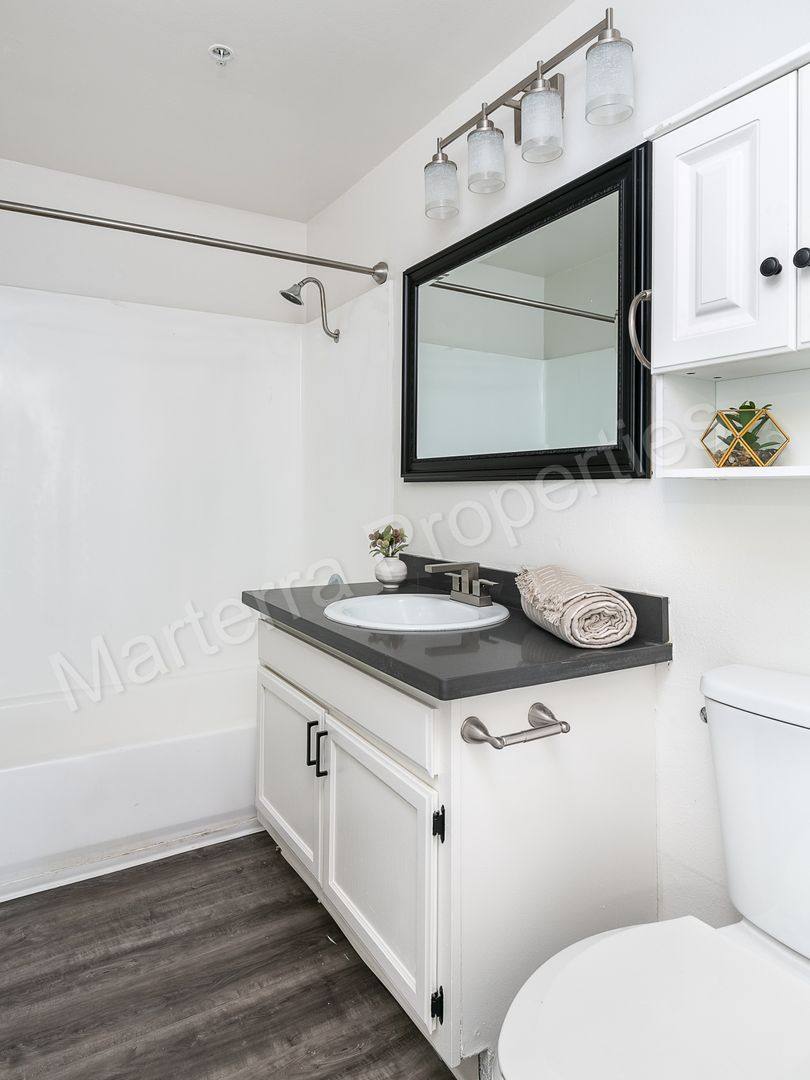 Apartment for rent at 7581 Warner Ave, Huntington Beach, CA 92647