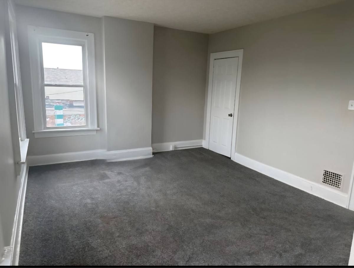 Apartment for rent at 798-804 E Whittier St, Columbus, OH 43206