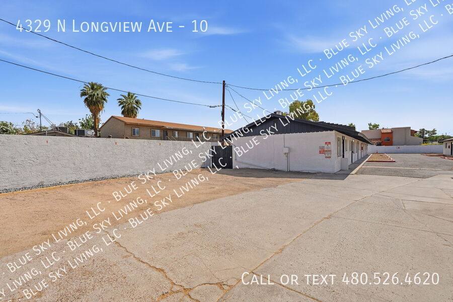 Apartment for rent at 4329 N Longview Ave #10, Phoenix, AZ 85014