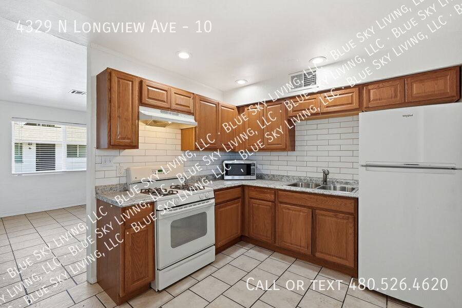 Apartment for rent at 4329 N Longview Ave #10, Phoenix, AZ 85014