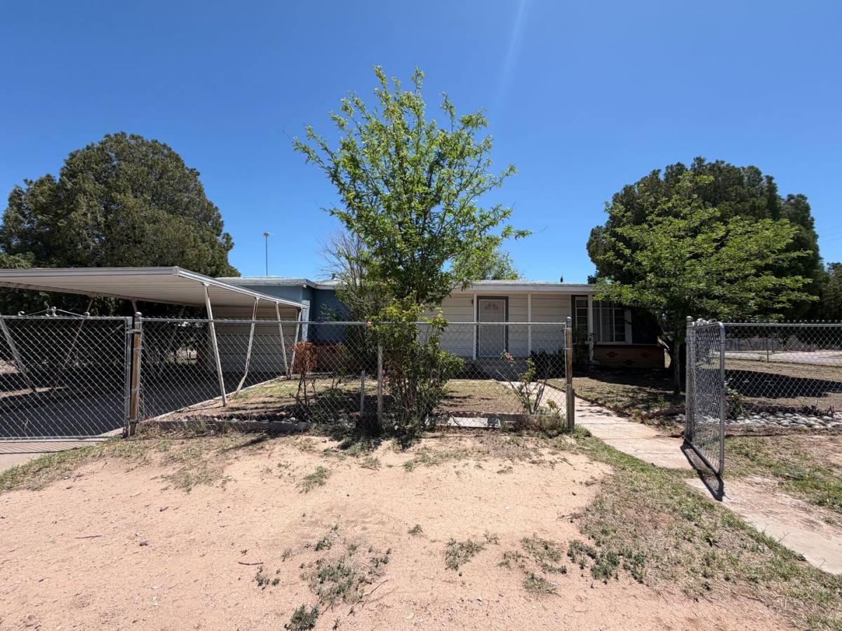 House for rent at 301 E Wildy St, Roswell, NM 88203