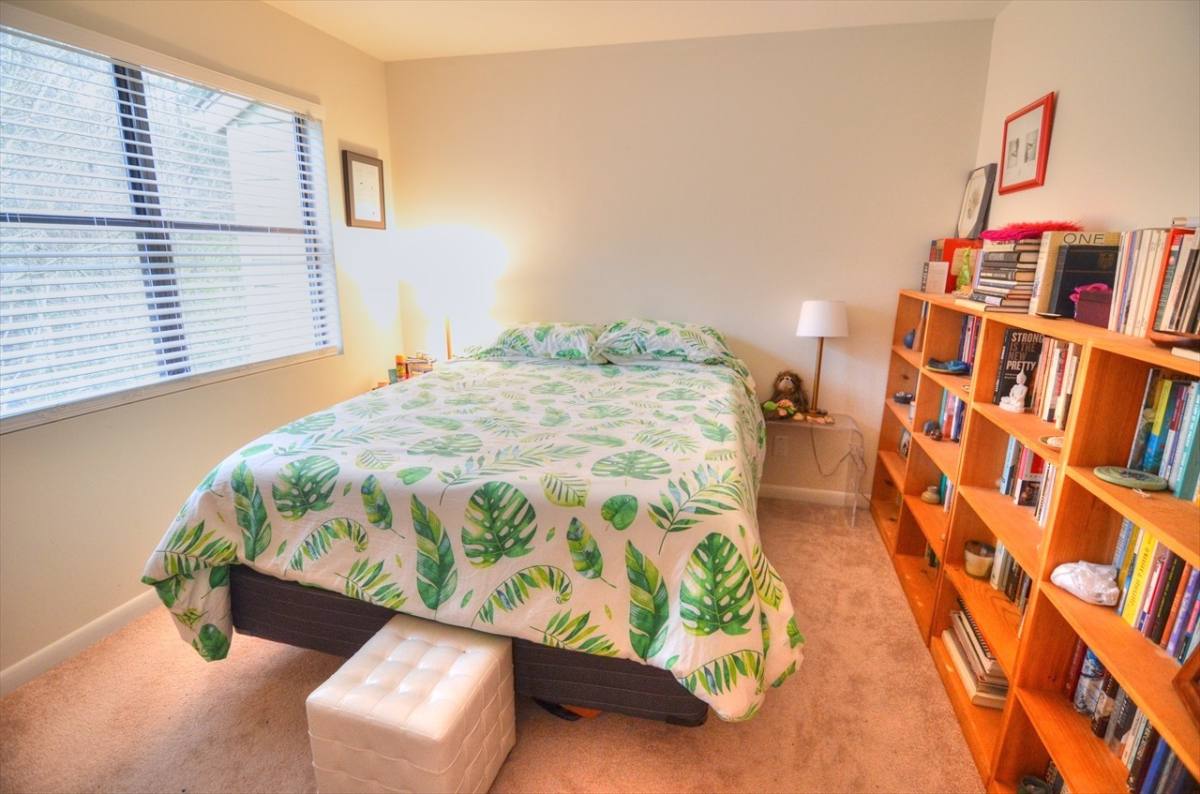 Townhouse for rent at 114 Beechwood Dr, Carrboro, NC 27510