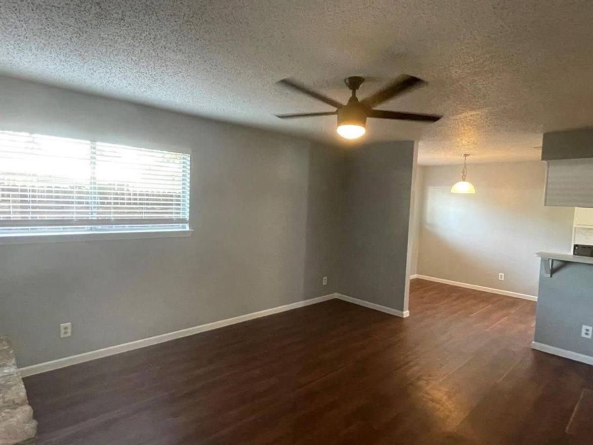 Apartment for rent at 309 E Grady Dr, Austin, TX 78753