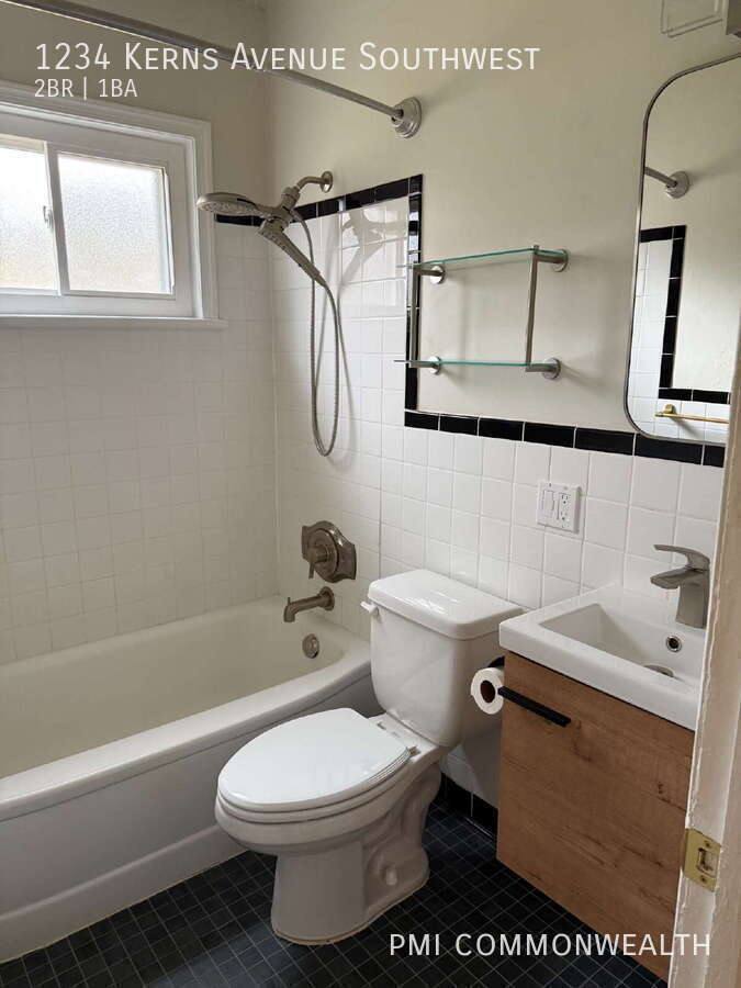 House for rent at 1234 Kerns Ave SW, Roanoke, VA 24015
