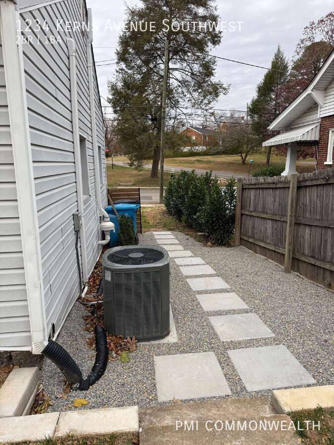 House for rent at 1234 Kerns Ave SW, Roanoke, VA 24015