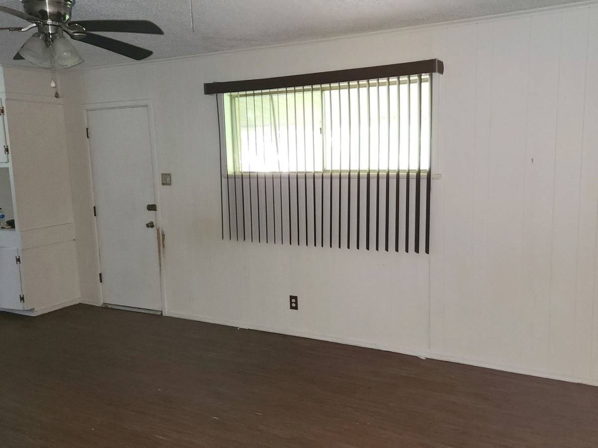 House for rent at 208 Southview Dr, Henderson, TX 75654