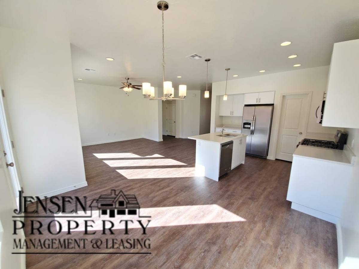 House for rent at 3294 E Tanoak Dr, Saint George, UT 84790
