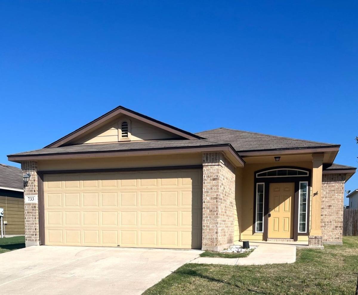House for rent at 733 Wolfeton Way, New Braunfels, TX 78130