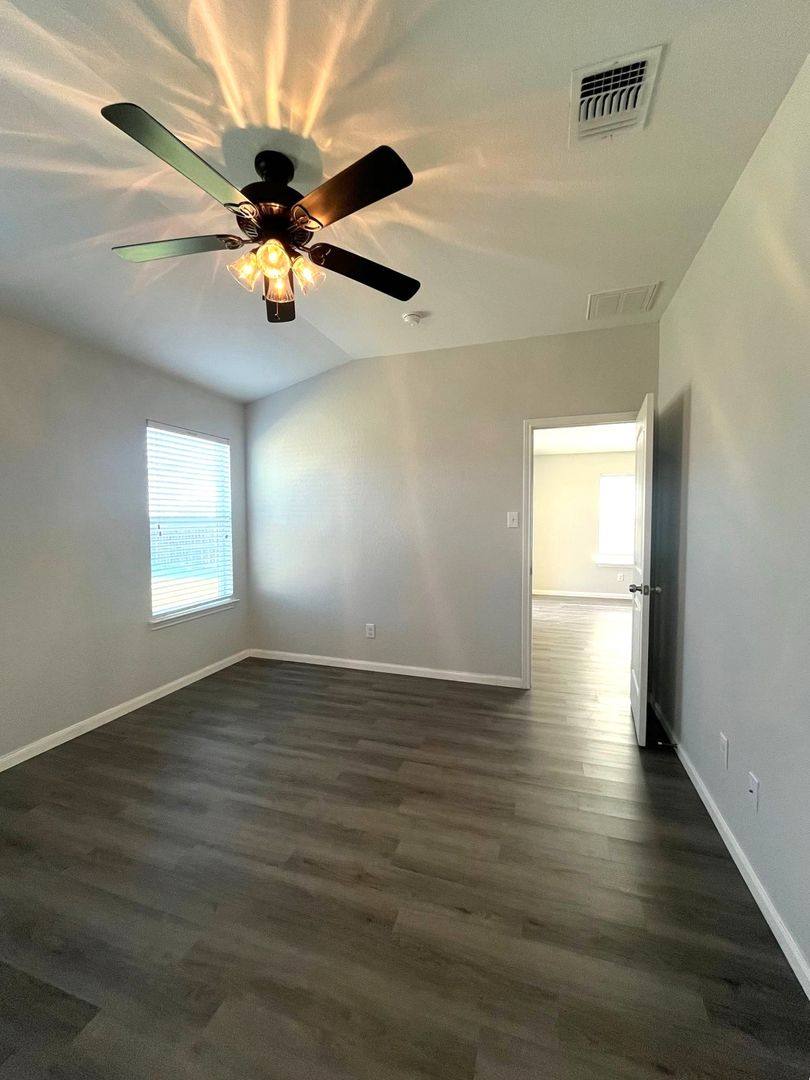 House for rent at 733 Wolfeton Way, New Braunfels, TX 78130