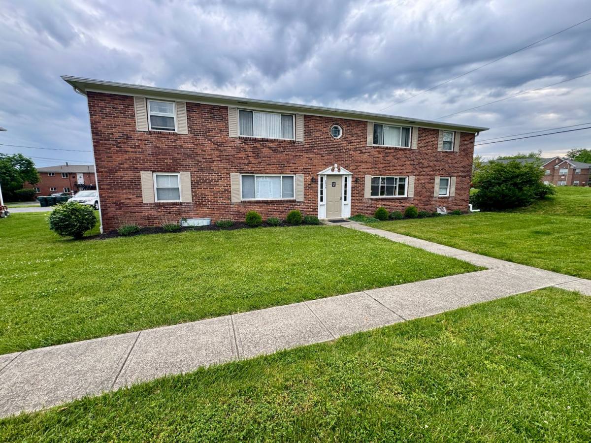 Apartment for rent at 4944-4958 Arbor Village Dr, Columbus, OH 43214