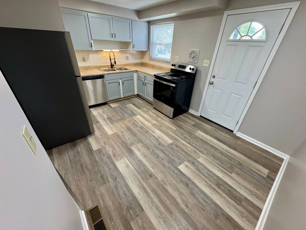 Apartment for rent at 4944-4958 Arbor Village Dr, Columbus, OH 43214