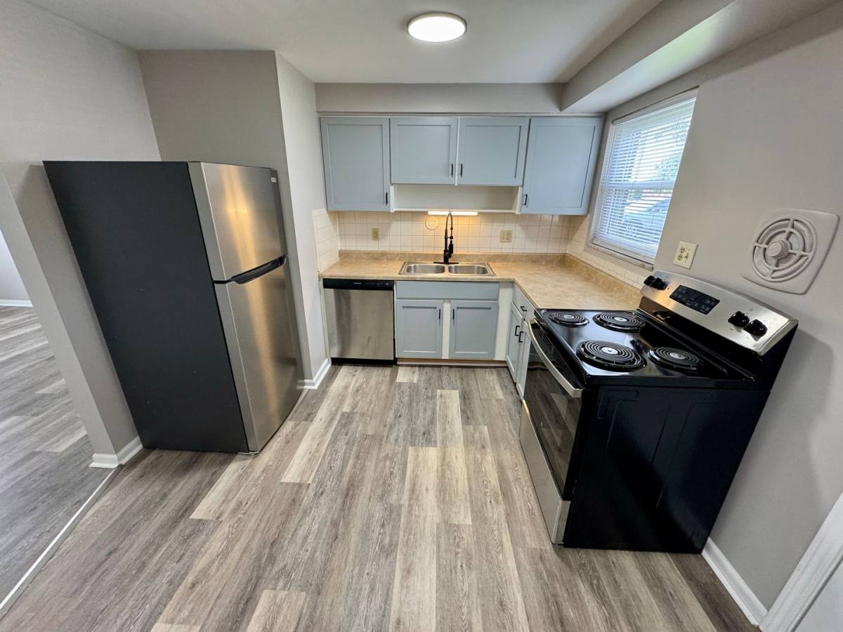 Apartment for rent at 4944-4958 Arbor Village Dr, Columbus, OH 43214
