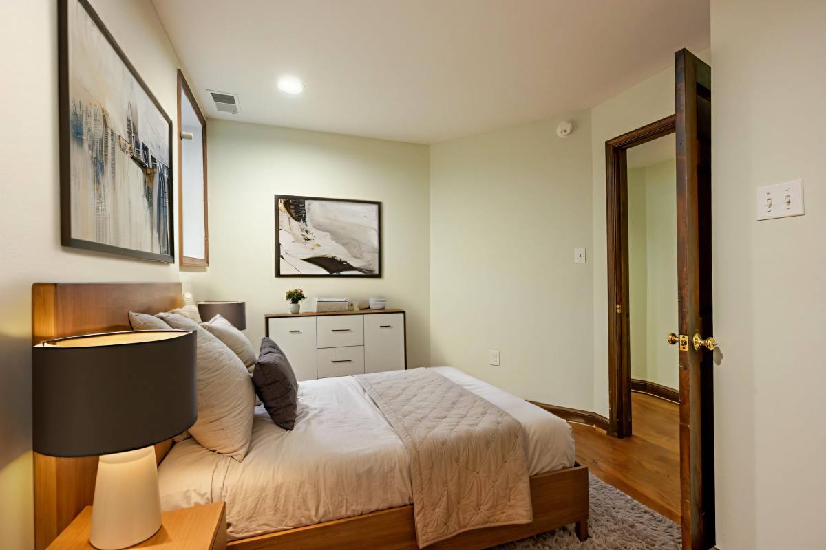 Condo for rent at 300 F St NE, Washington, DC 20002
