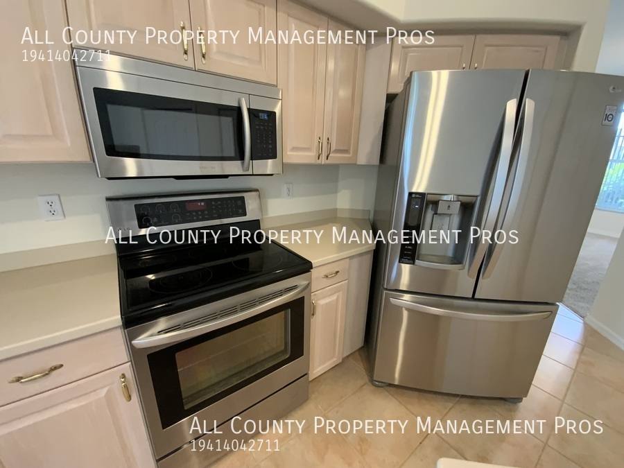 House for rent at 5112 Far Oak Circle, Sarasota, FL 34238
