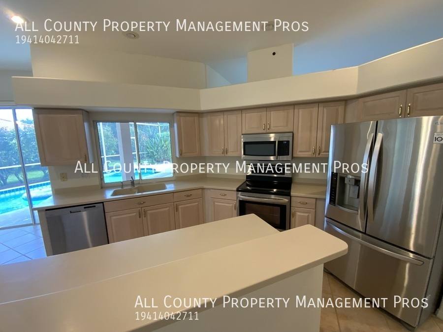 House for rent at 5112 Far Oak Circle, Sarasota, FL 34238