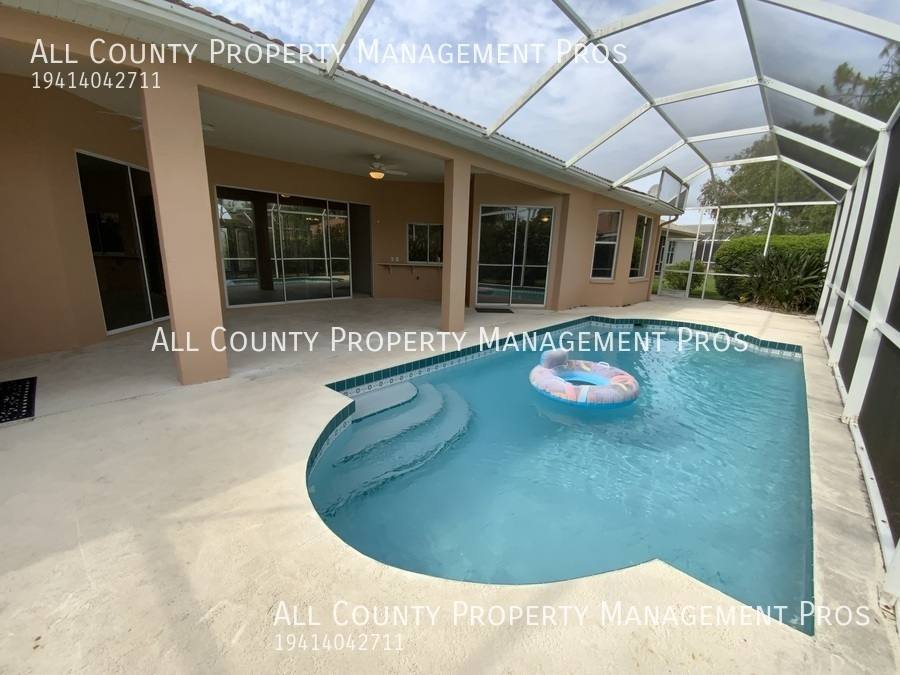 House for rent at 5112 Far Oak Circle, Sarasota, FL 34238
