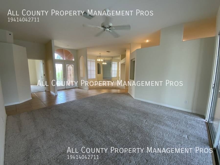 House for rent at 5112 Far Oak Circle, Sarasota, FL 34238