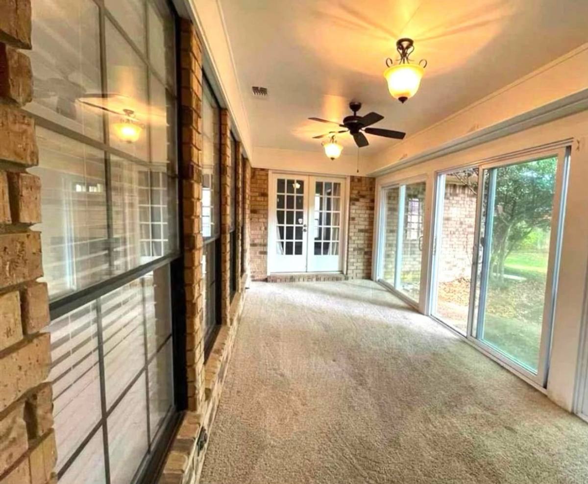 House for rent at 42 Lanshire Dr, Texarkana, TX 75503