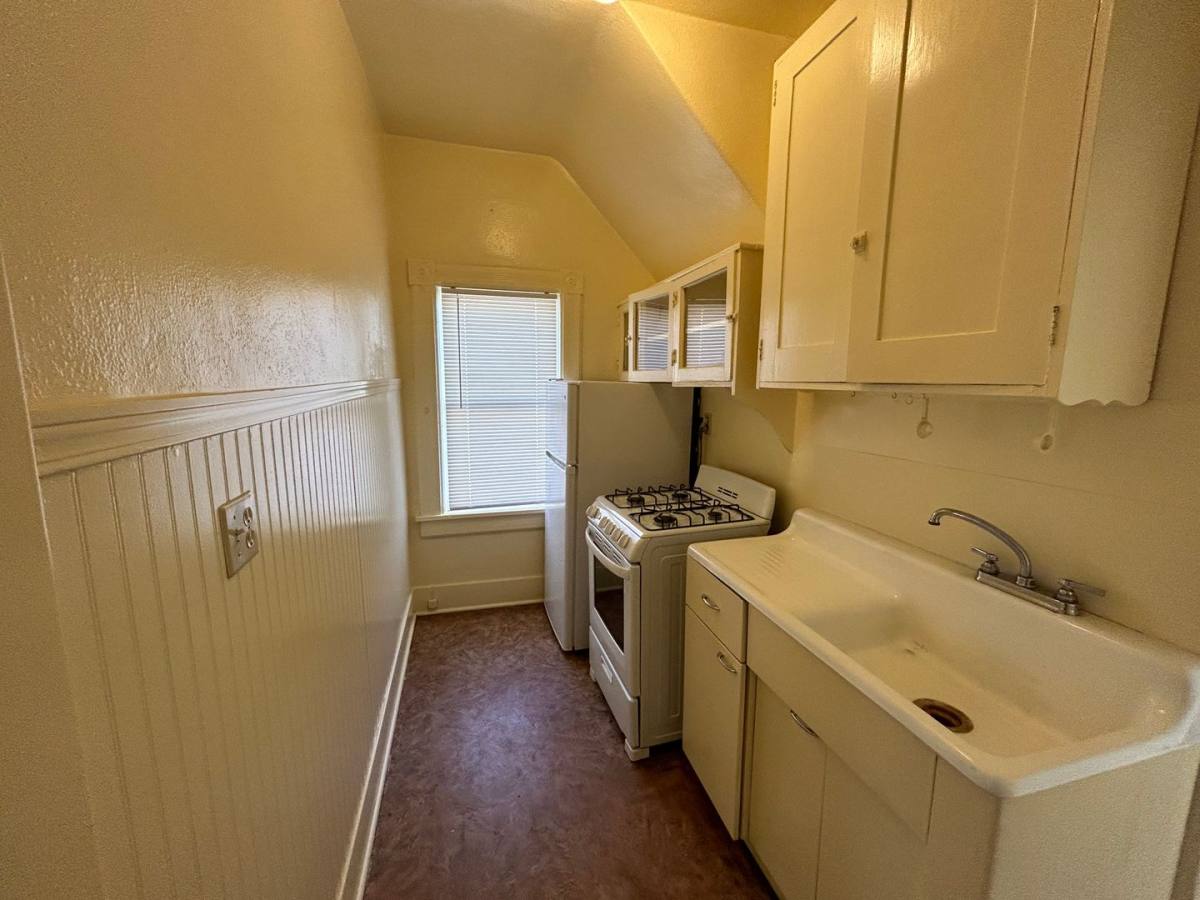 Apartment for rent at 409 N Cascade Ave, Colorado Springs, CO 80903