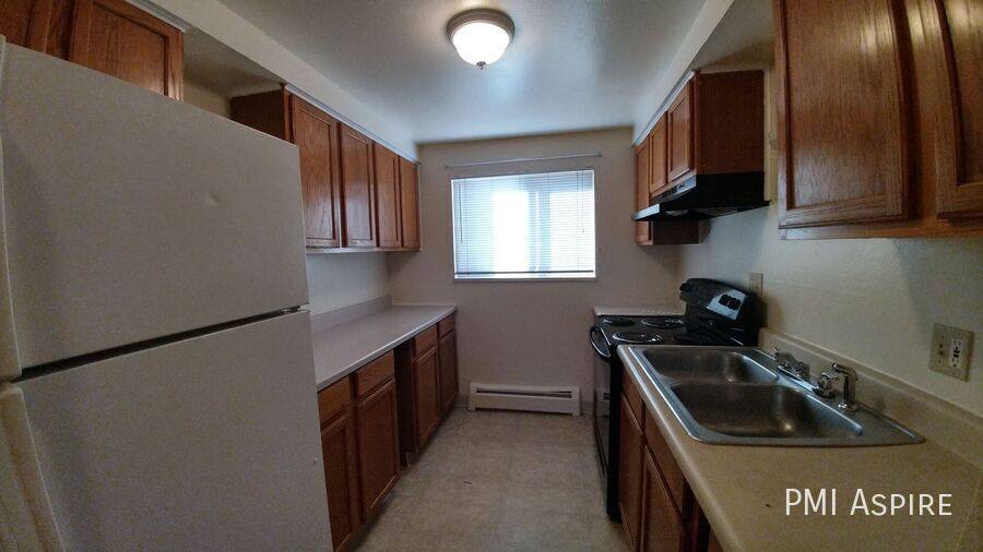 Apartment for rent at 1050 17th Ave #2, Longmont, CO 80501