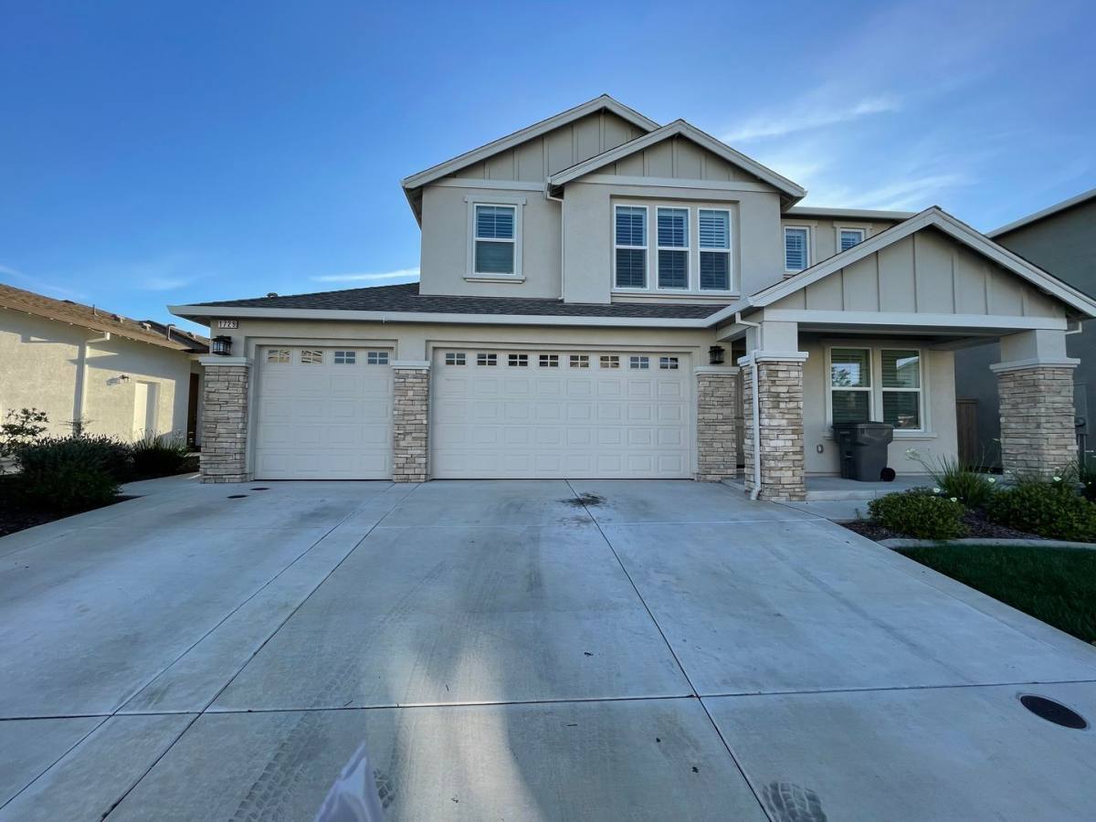 House for rent at 1729 Wadsworth Circle, Roseville, CA 95747