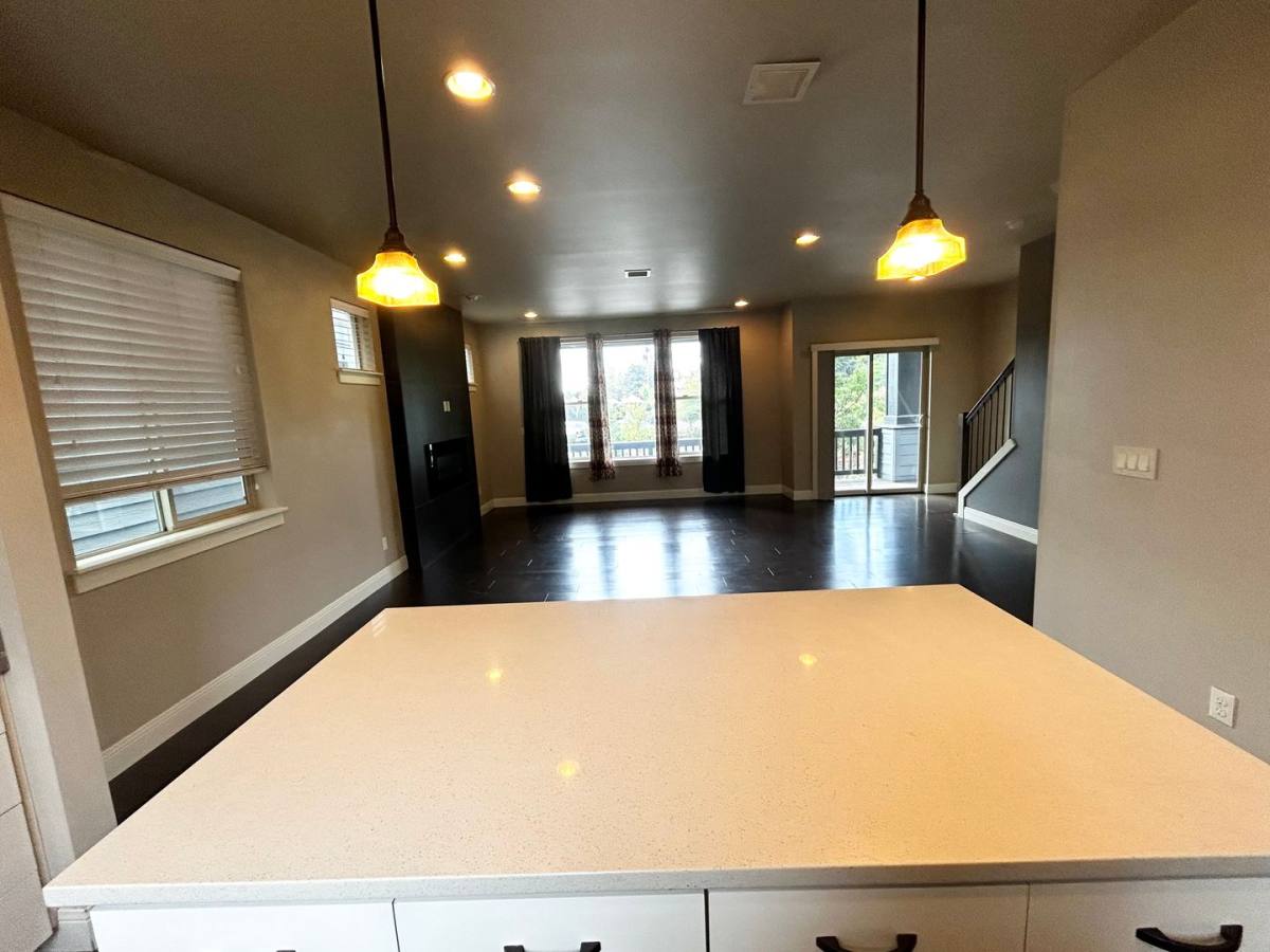 House for rent at 14439 SW Meridian St, Beaverton, OR 97005