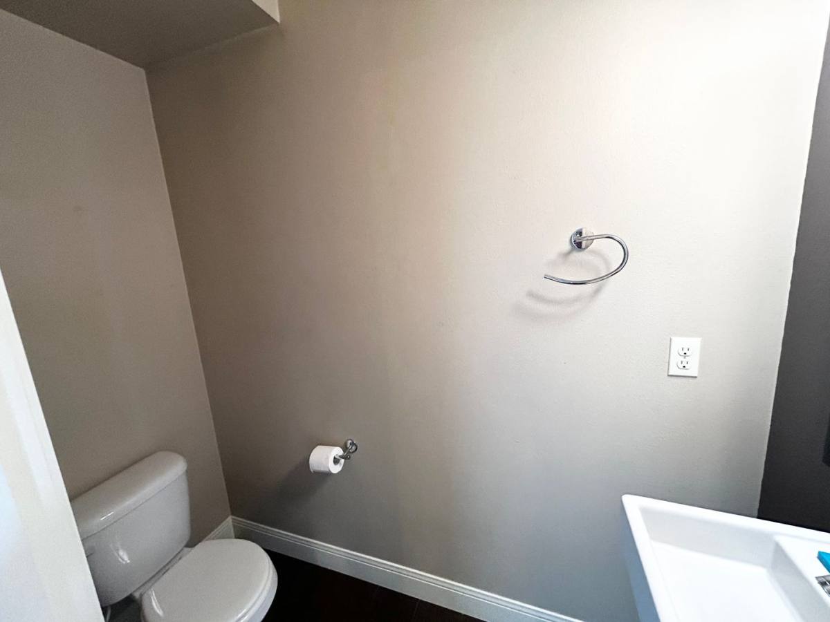 House for rent at 14439 SW Meridian St, Beaverton, OR 97005