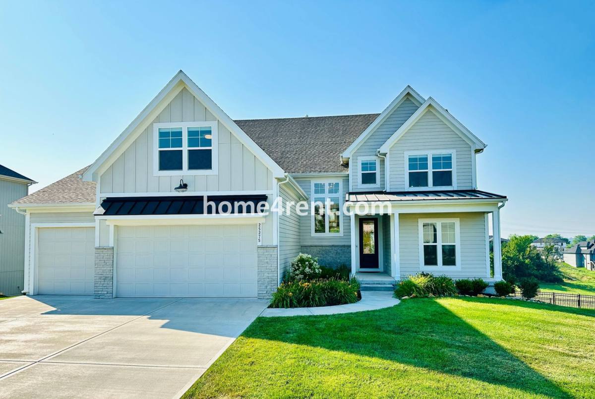 House for rent at 25275 W 114th St, Olathe, KS 66061