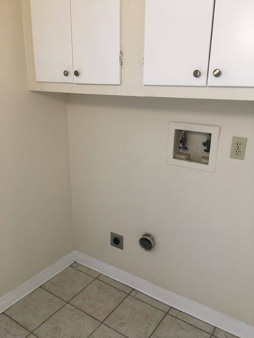Townhouse for rent at 12030 Menaul Blvdne, Albuquerque, NM 87112