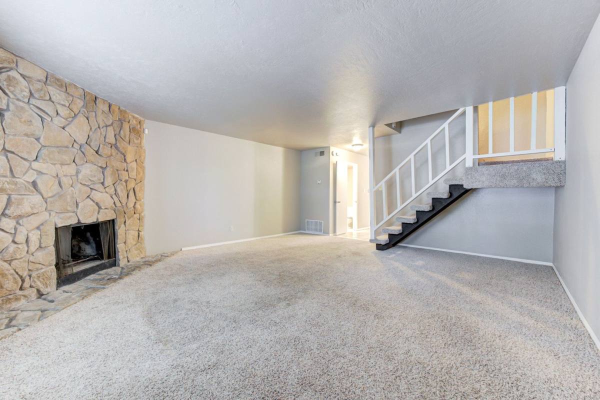 Townhouse for rent at 631 Welston Circle, Norman, OK 73071