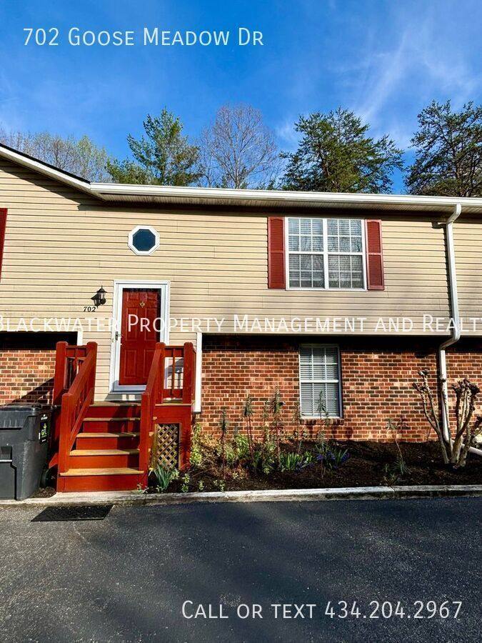Townhouse for rent at 702 Goose Meadow Dr, Forest, VA 24551