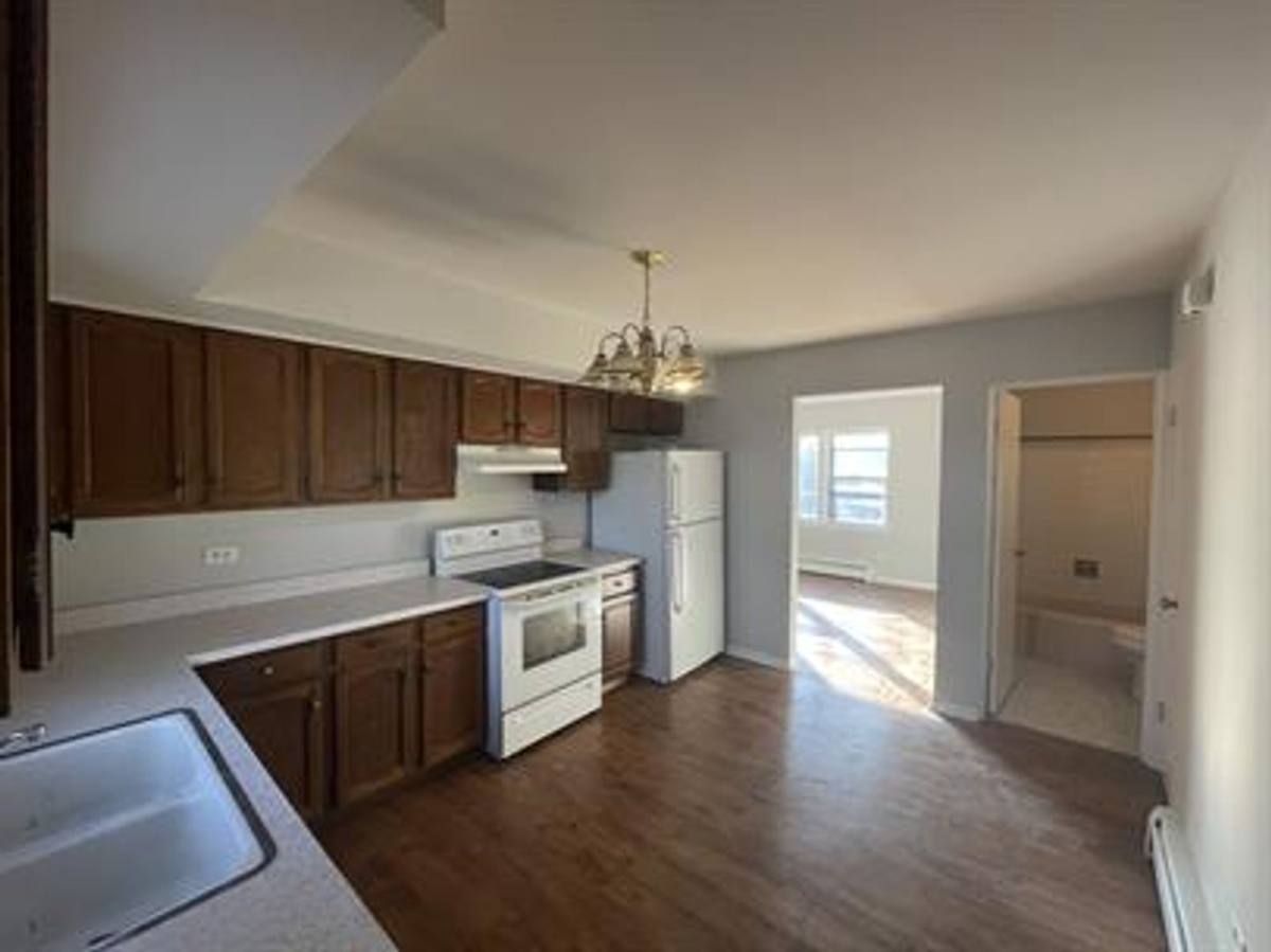 Apartment for rent at 1246 S 57th Ave, Cicero, IL 60804