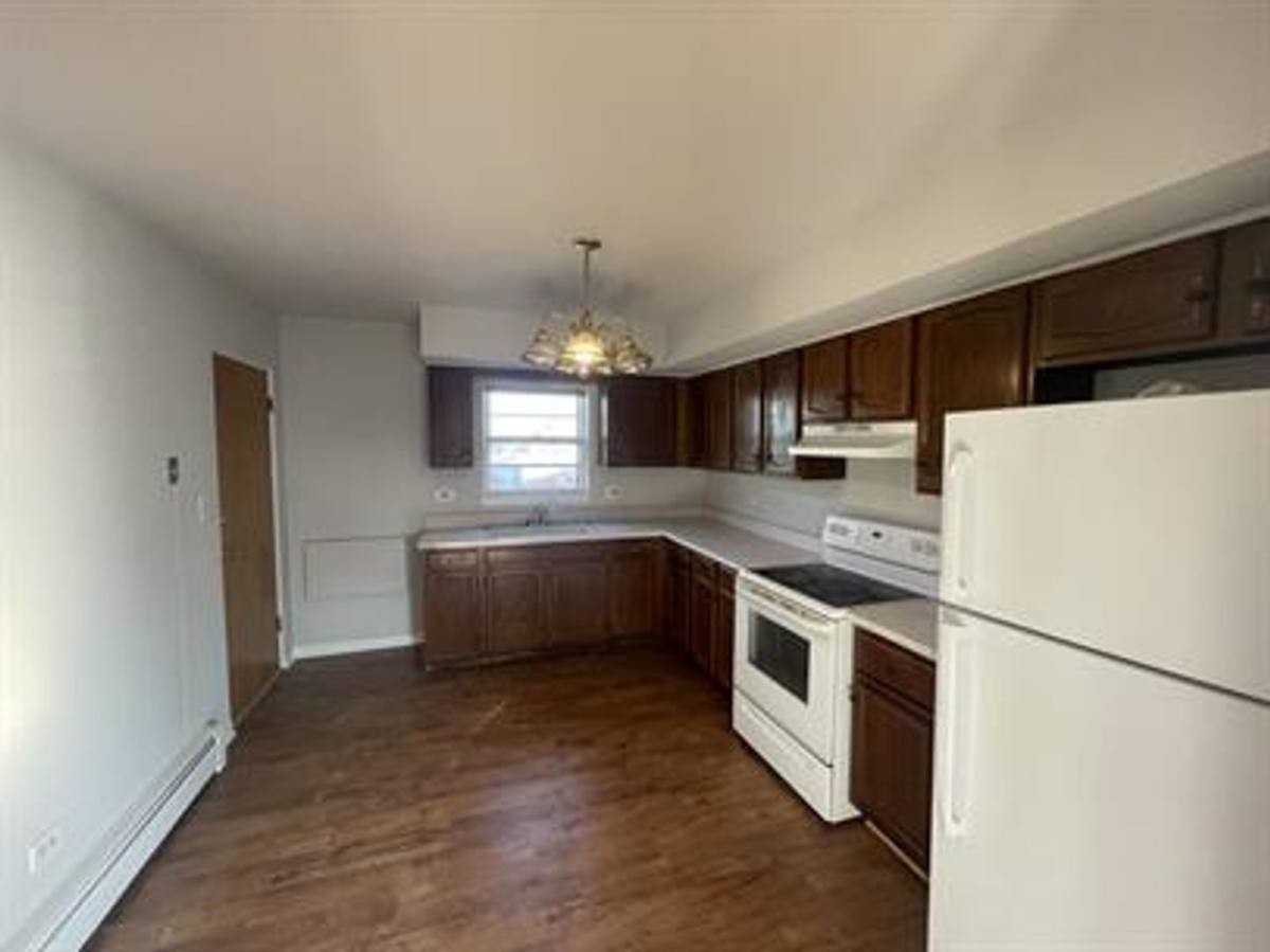 Apartment for rent at 1246 S 57th Ave, Cicero, IL 60804