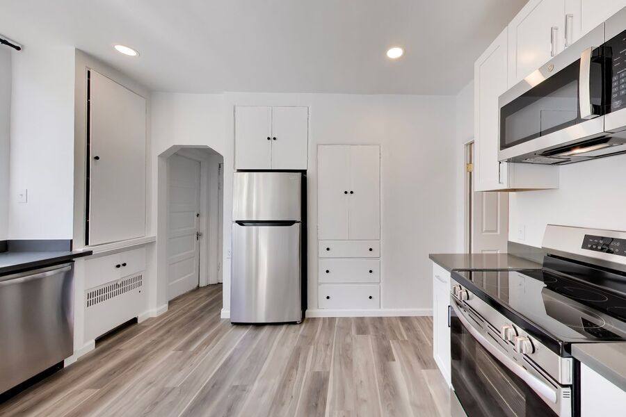 Apartment for rent at 2336 Channing Way #A, Berkeley, CA 94704