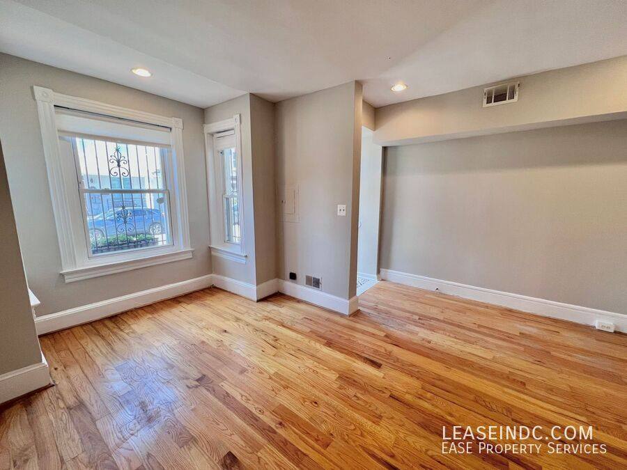 House for rent at 342 Elm St NW, Washington, DC 20001