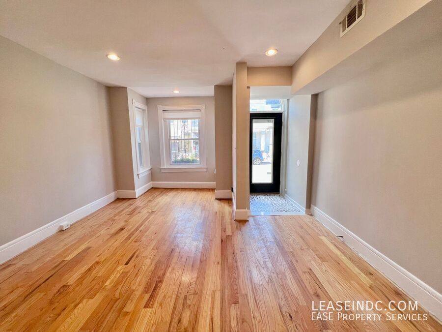 House for rent at 342 Elm St NW, Washington, DC 20001