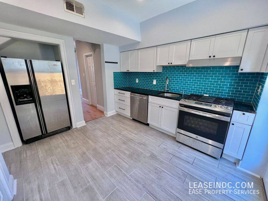 House for rent at 342 Elm St NW, Washington, DC 20001