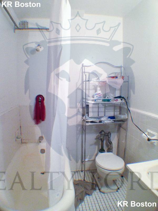 Apartment for rent at 91 Westland Ave, Boston, MA 02115