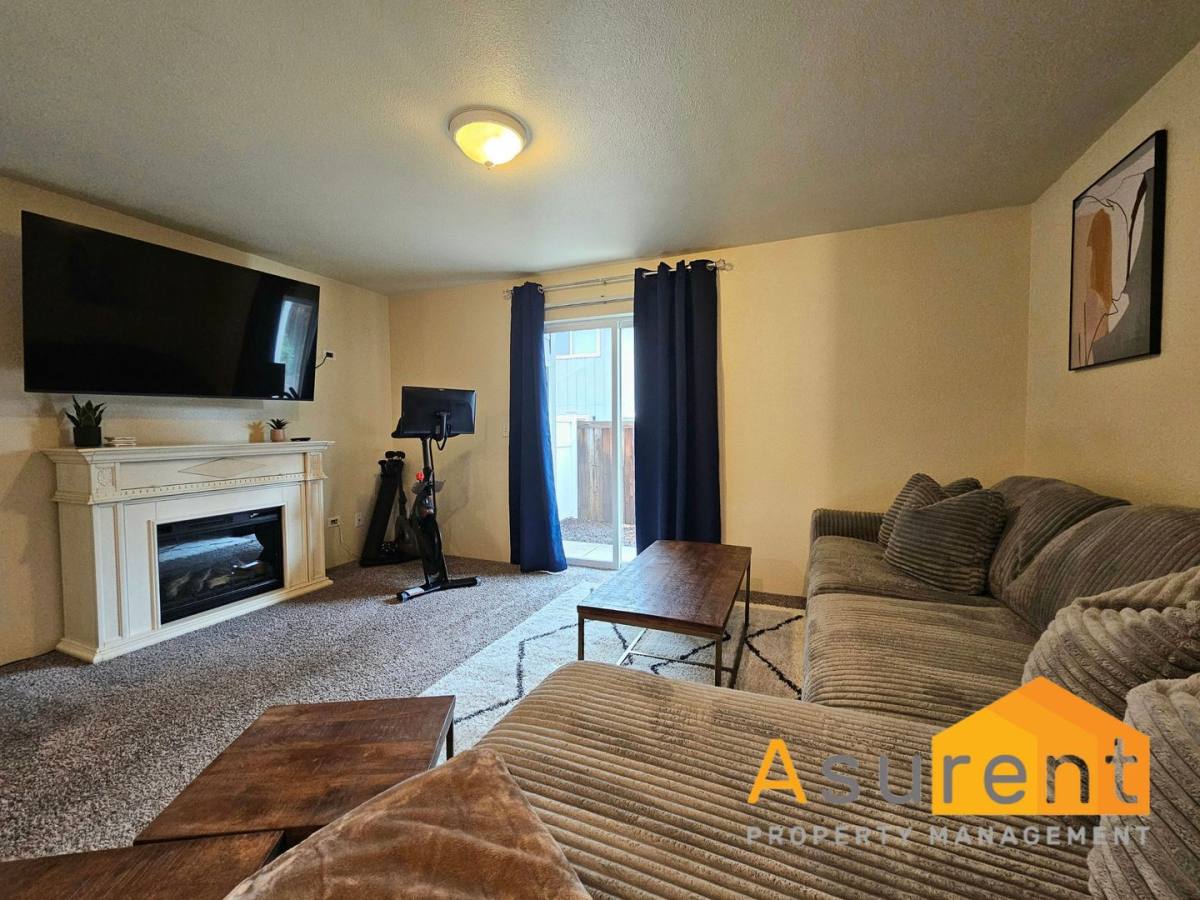 House for rent at 2030 Brookhurst St, Medford, OR 97504