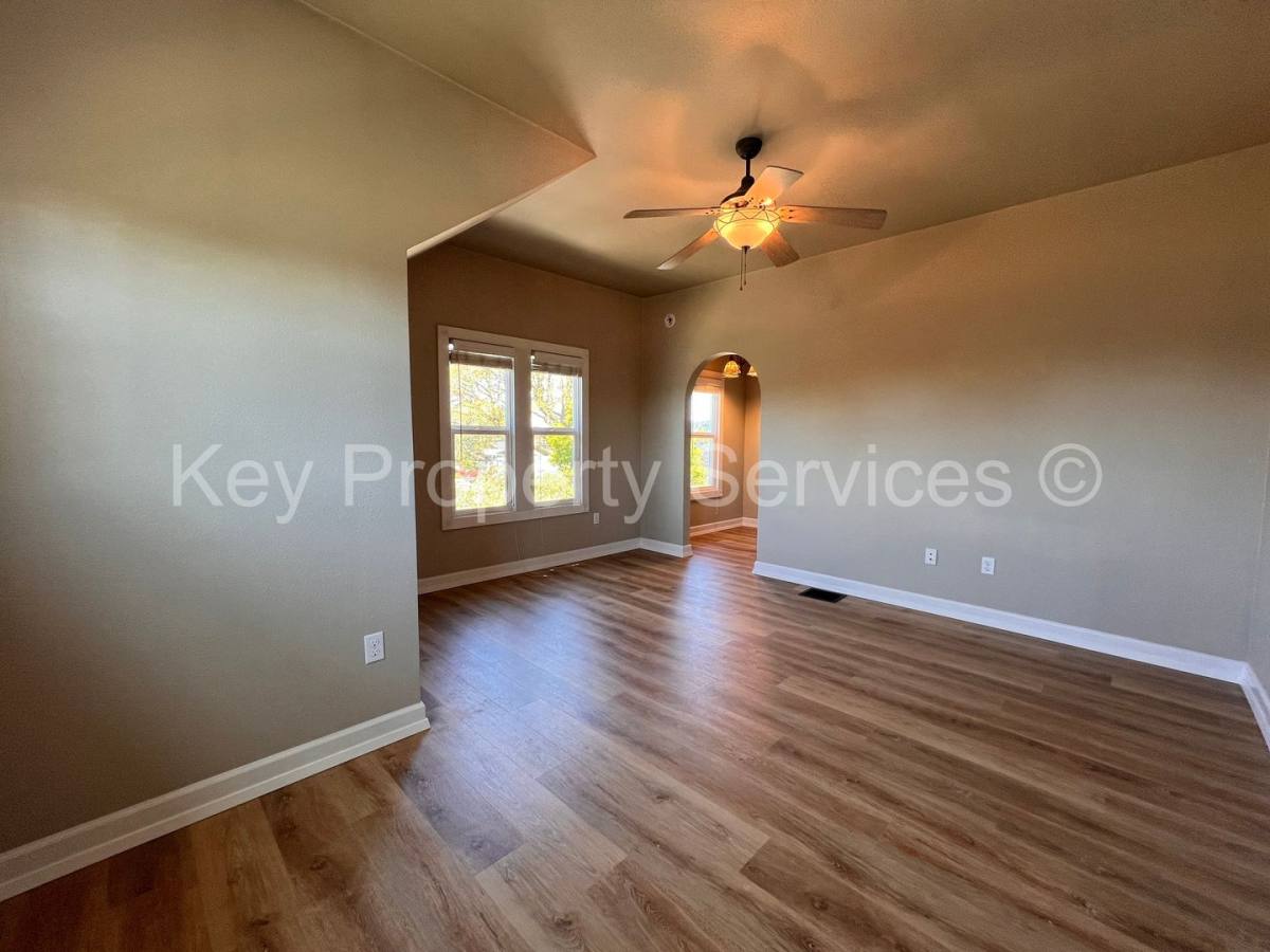 Apartment for rent at 208 Buckeye St, Woodland, WA 98674