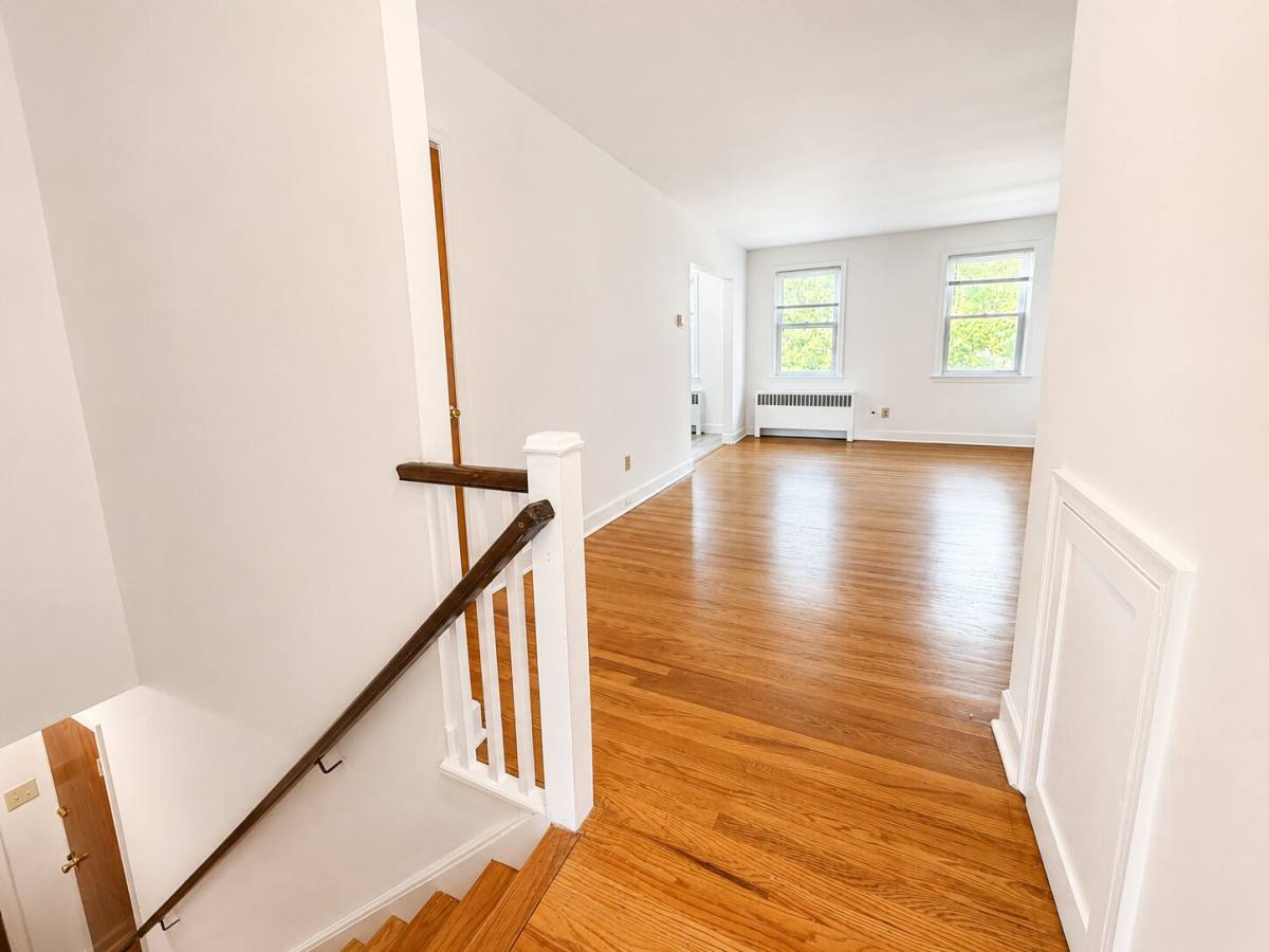 Apartment for rent at 35 Elberon Ave #2, Lansdowne, PA 19050