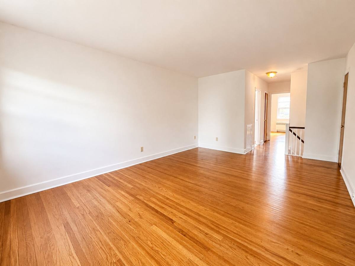 Apartment for rent at 35 Elberon Ave #2, Lansdowne, PA 19050