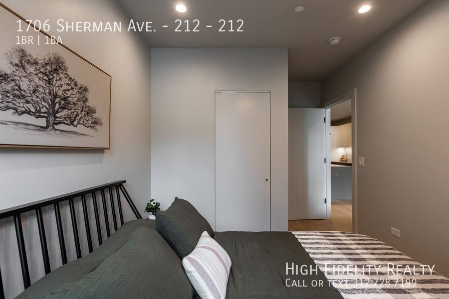Condo for rent at 1706 Sherman Ave #212, Evanston, IL 60201