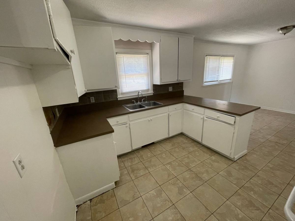 House for rent at 2026 S Morgan St, Shelby, NC 28152