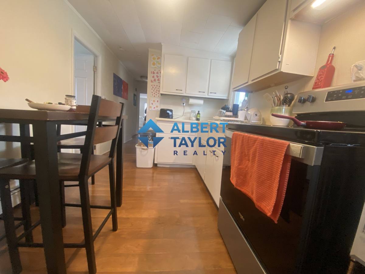 Apartment for rent at 49 Boylston St #2, Brookline, MA 02446